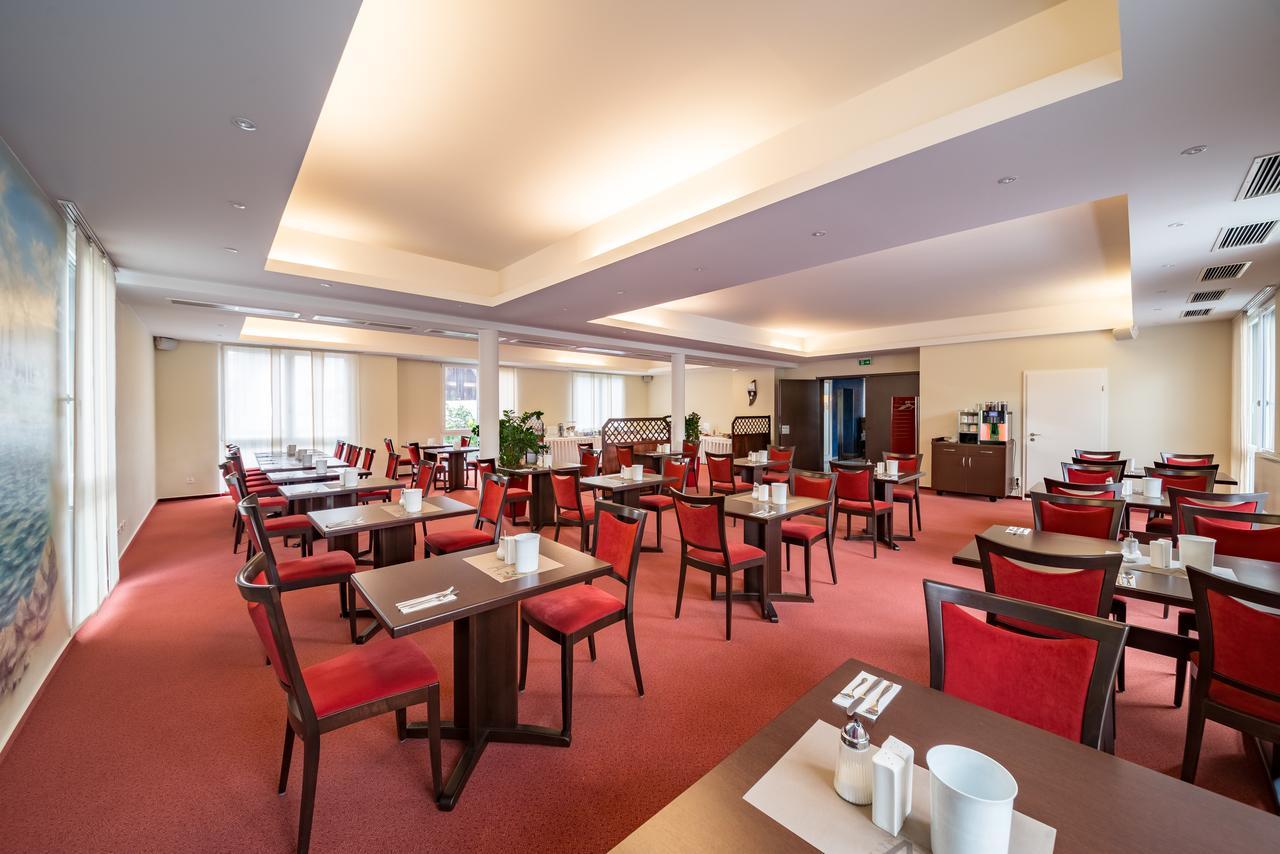 וורת אם ריין Hotel Restaurant Vater Rhein מראה חיצוני תמונה