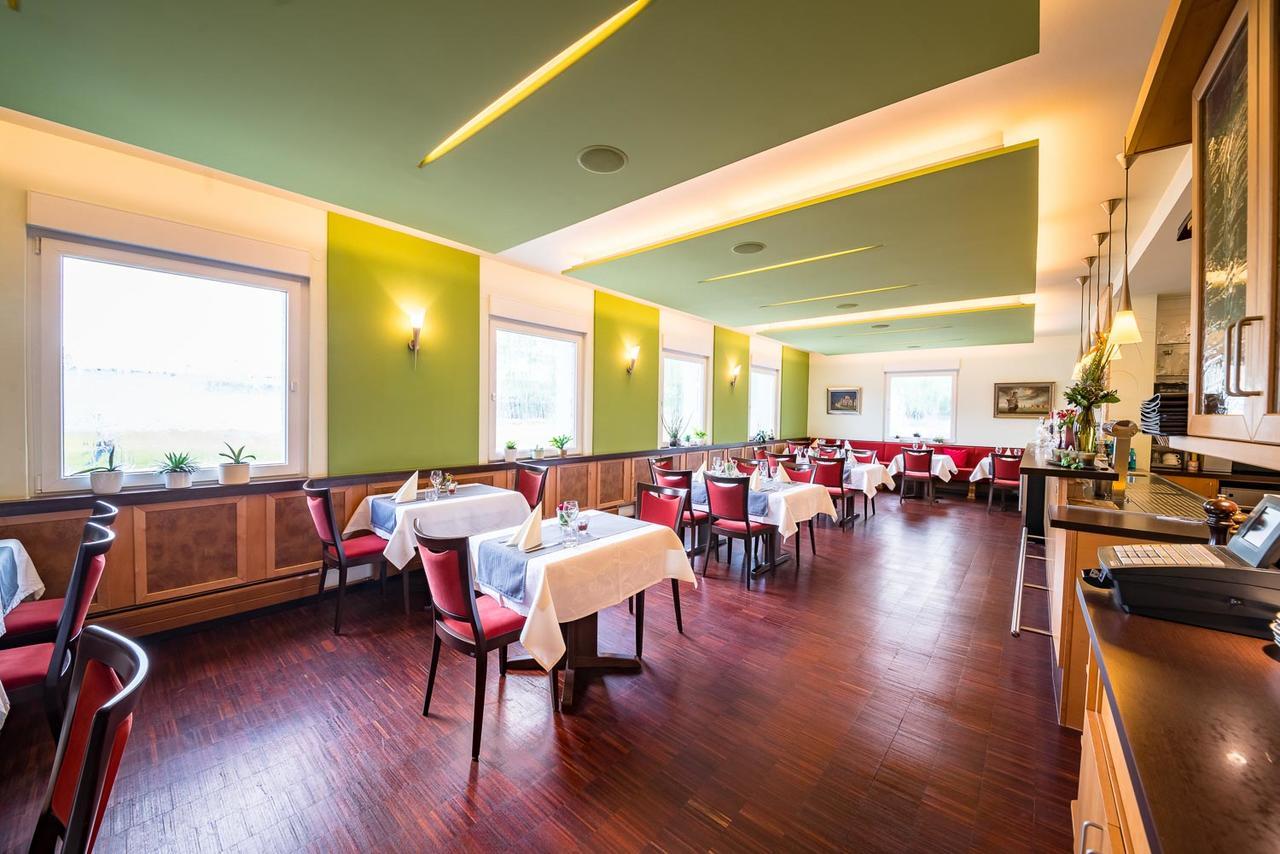 וורת אם ריין Hotel Restaurant Vater Rhein מראה חיצוני תמונה